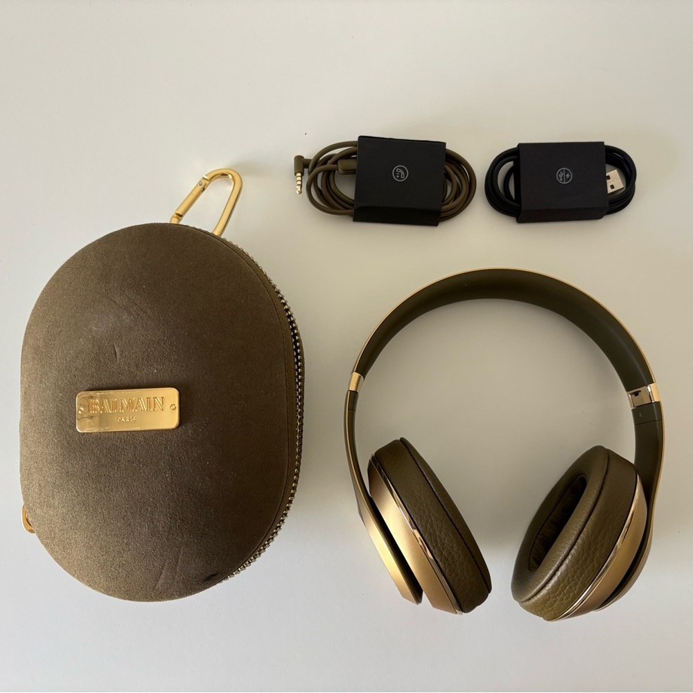 Balmain x Beats by Dre Studio3 Wireless Headphones - Gold and Olive - Picture 4 of 7